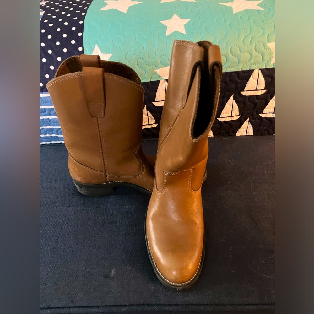 Men’s size 71/2 D leather work boots